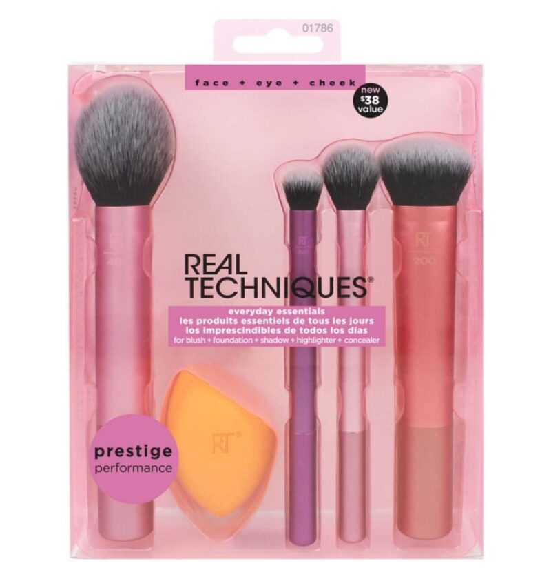 Real Techniques Everyday Essentials Set - Набор кистей и спонж для макияжа