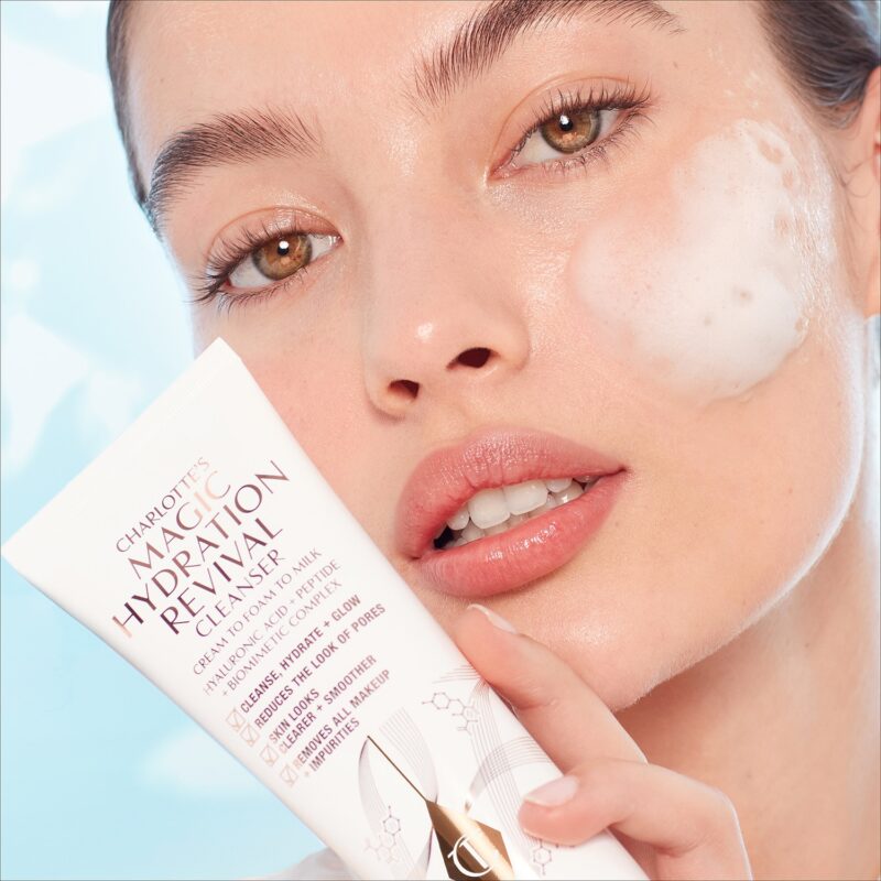 Charlotte Tilbury Magic Revival Cleanser - Кремовая пенка для очищения кожи лица — изображение 2